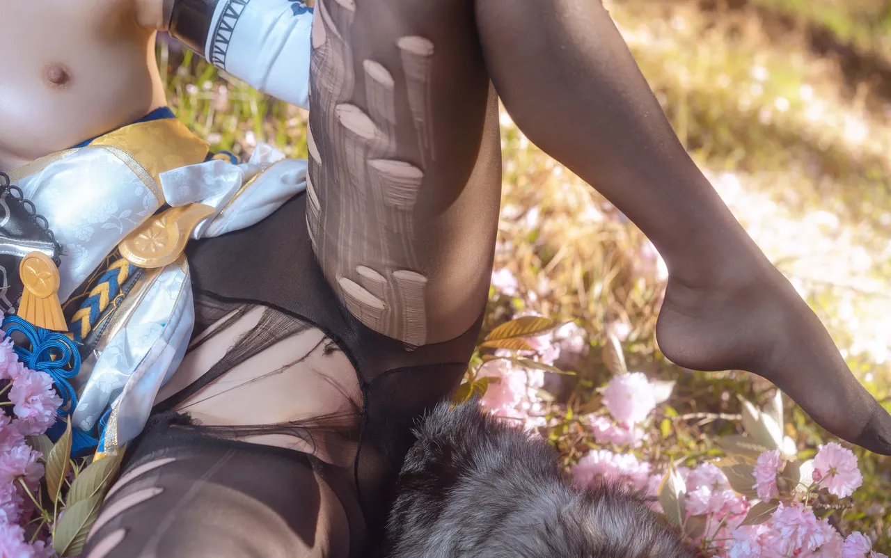 Nekokoyoshi (爆机少女喵小吉) cosplay Tsuchimikado Kurumi - NarakaBladepoint-erohere18.webp